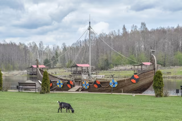 Драккар в Суле